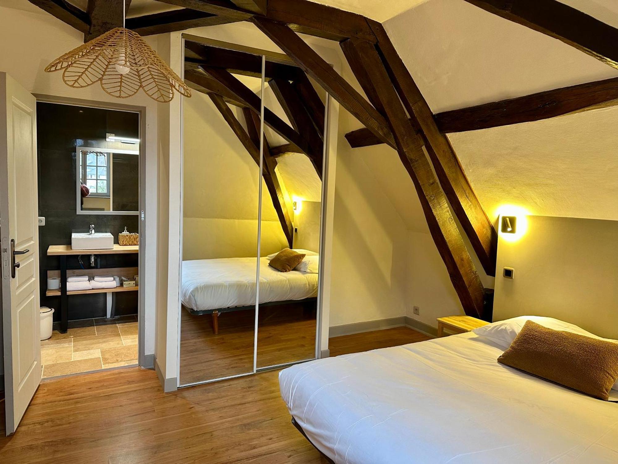 Chateau De La Borde A Ussel, Centre-Ville, Proche Autoroute A89 유셀 외부 사진