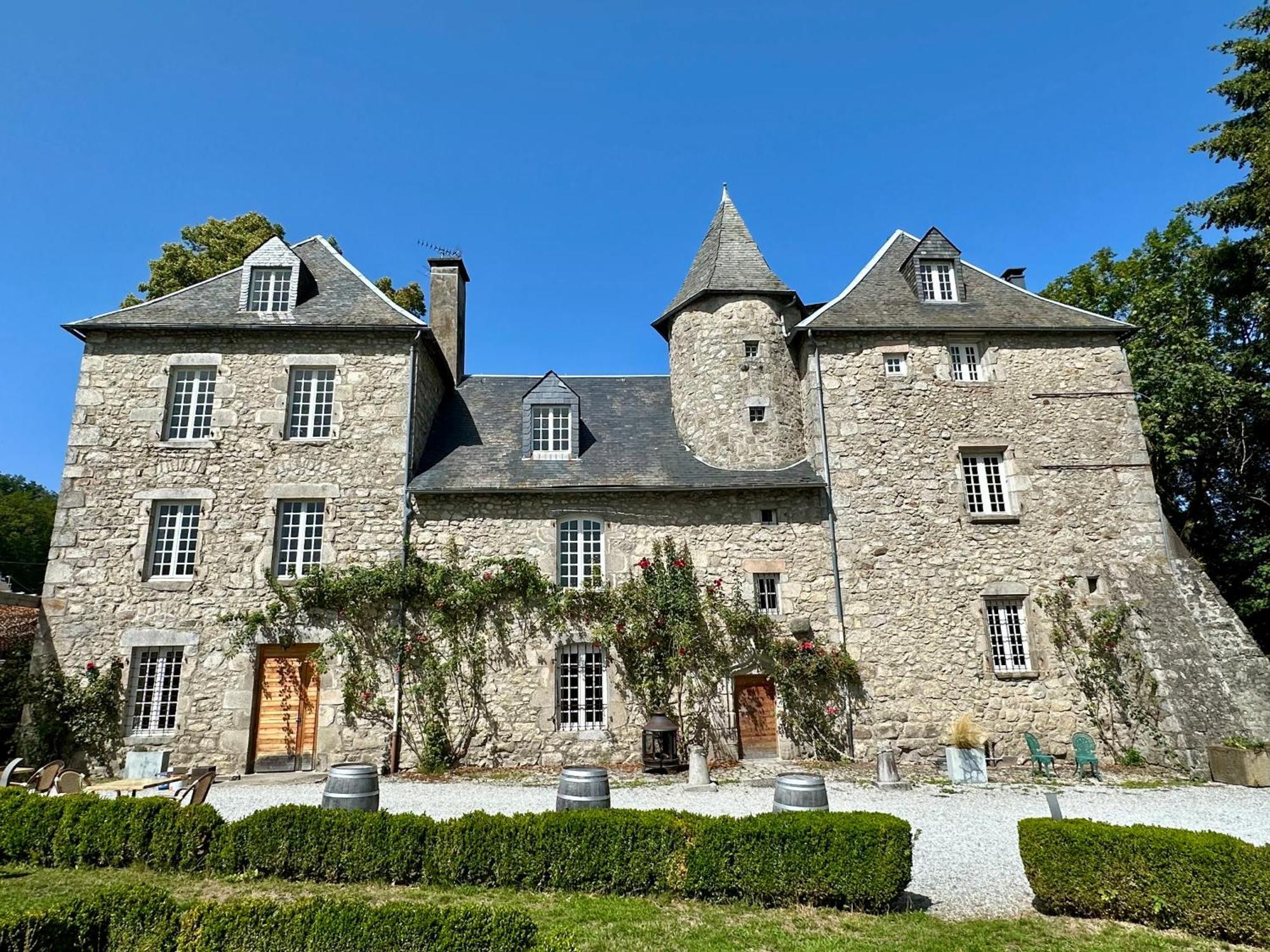 Chateau De La Borde A Ussel, Centre-Ville, Proche Autoroute A89 유셀 외부 사진